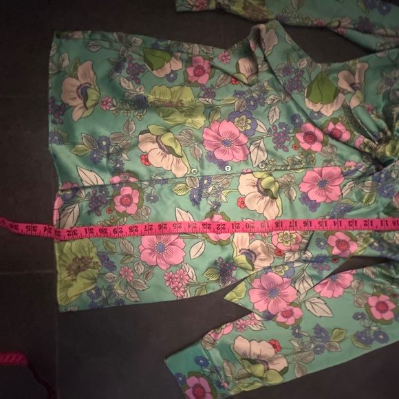 Dress - Picture 5 of 6